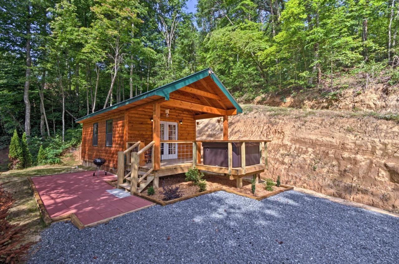 Bryson City Studio With Hot Tub - Near Nantahala! Buitenkant foto