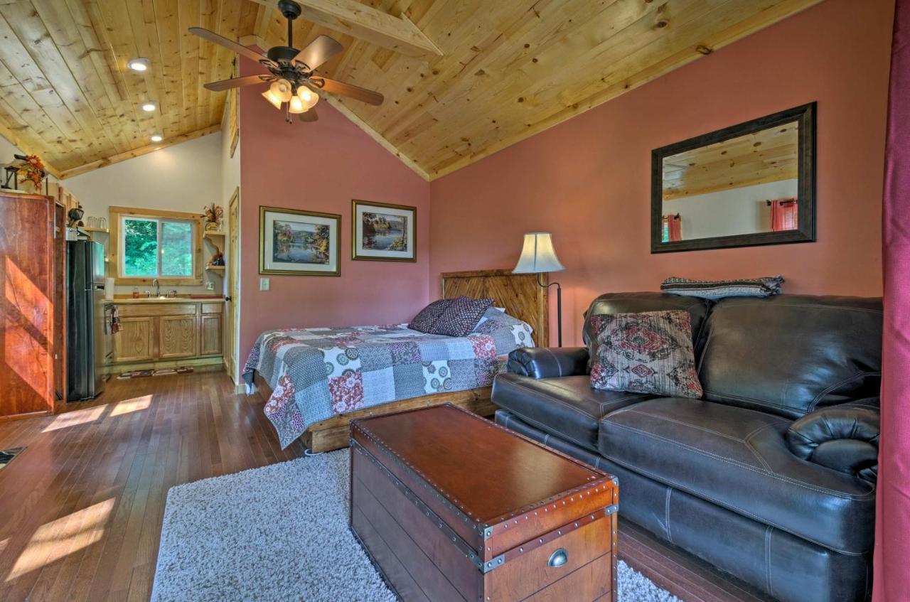 Bryson City Studio With Hot Tub - Near Nantahala! Buitenkant foto